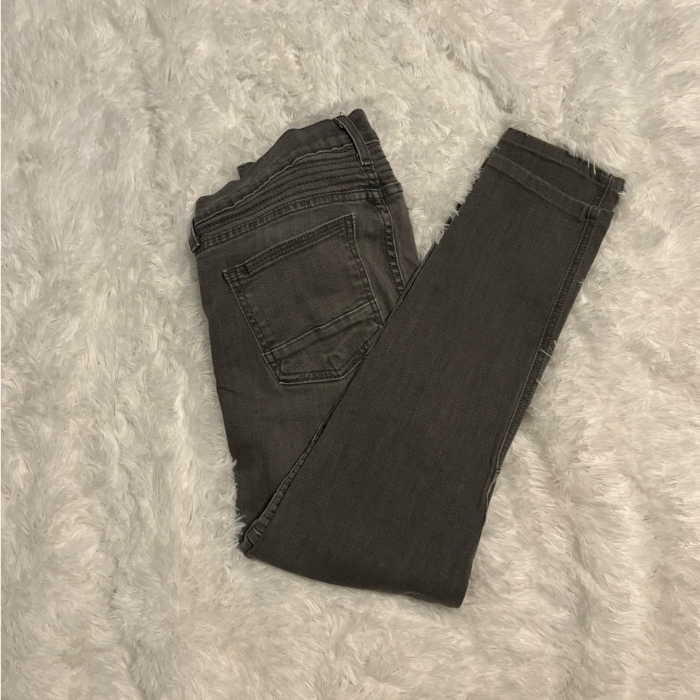 FLYING MONKEY Platinum Gray Wash Skinny Jeans Moto Style Size 28